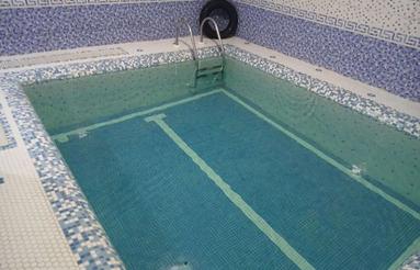 اجاره ویلا 200 متر استخر دار در مرکزشهر