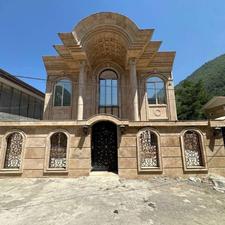 ویلا تریبلکس با استخر و جکوزی اختصاصی روف با ویو بی نظیر