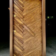 درب ضدسرقت پیوت ضد سرقت لوکس پنجره اتاق ژیوادرب305