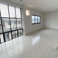 عرصه و عیان در مرکز شهر!