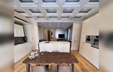 فروش حیاط تریبلکس 441 متر در رشدیه