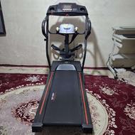 تردمیل بسیار تمیز