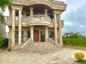 فروش ویلا کلاسیک 530 متر نوساز شهرکی اعیان‌نشین در نوشهر