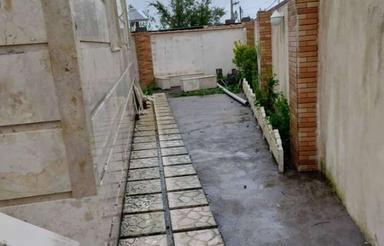 فروش ویلا 200 متر در جاده اصلی