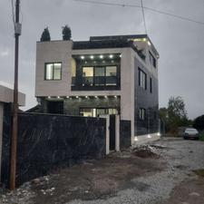 تریپلکس 240متری با ویوو رویایی منطقه جنگلی نور