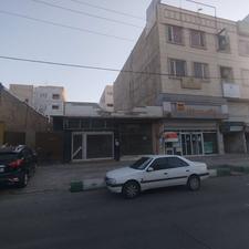 فروش تجاری و مغازه 360 متر در نظرآباد گاراژ بر بلوار اصلی