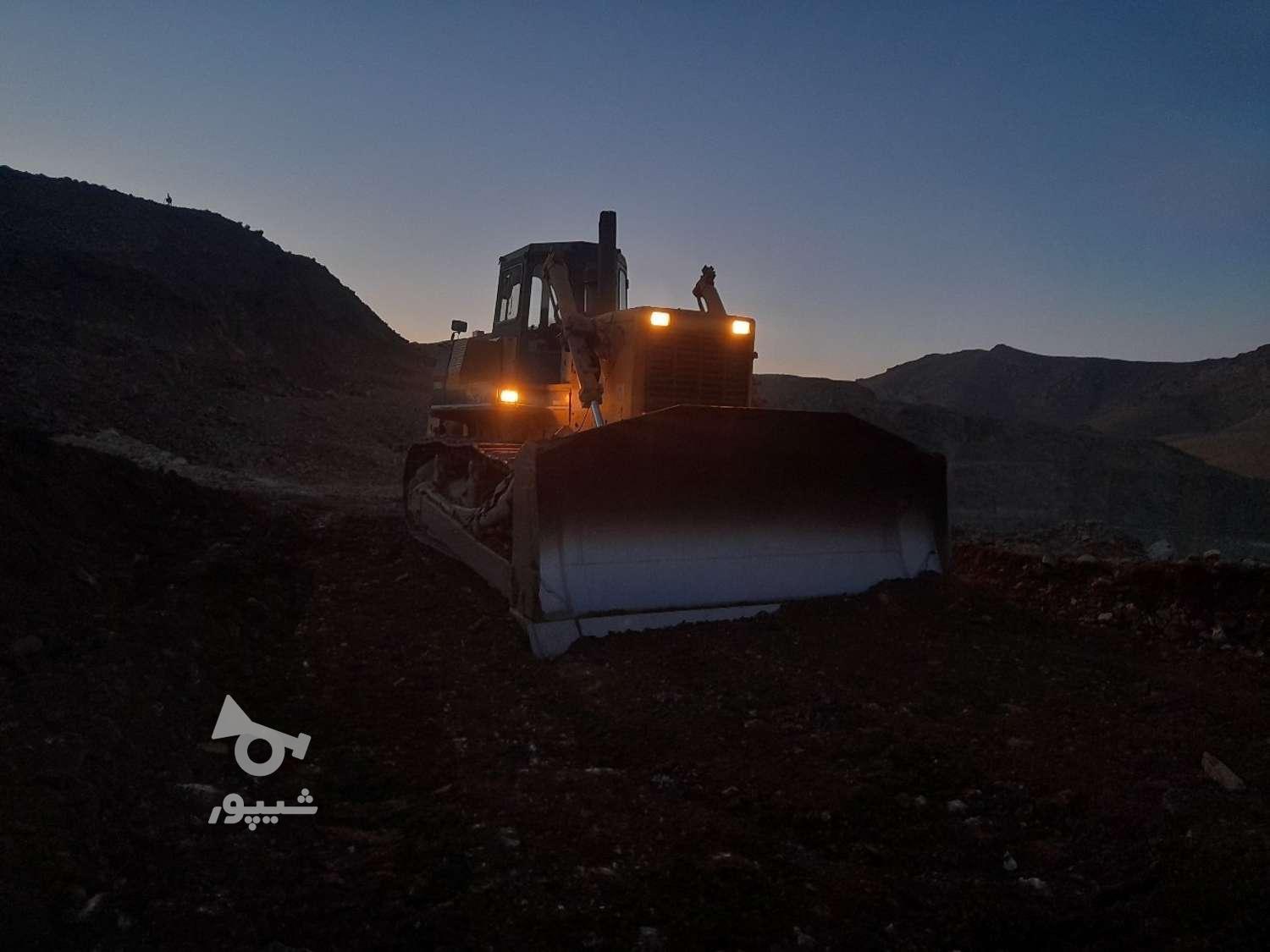 راننده بلدوزر هستم - undefined