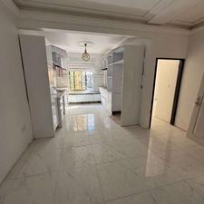 آپارتمان 100متر در/کوچه اختصاصی دریا/نوساز/جمهوری