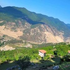 فروش زمین مسکونی 300 متر در پرن ویو سد هراز