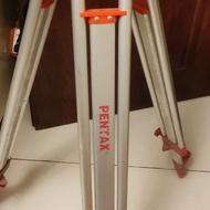 دوربین ترازیاب پنتاکس