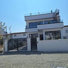 فروش ویلا 250 متری با 300 بنا روف استخر لتینگان سند پایان