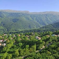 اجاره روزانه کلبه2خواب باویو کامل به جنگل جواهرده