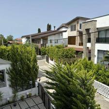 ویلا مدرن شهرکی /با 300 متر بنا در بنجکول