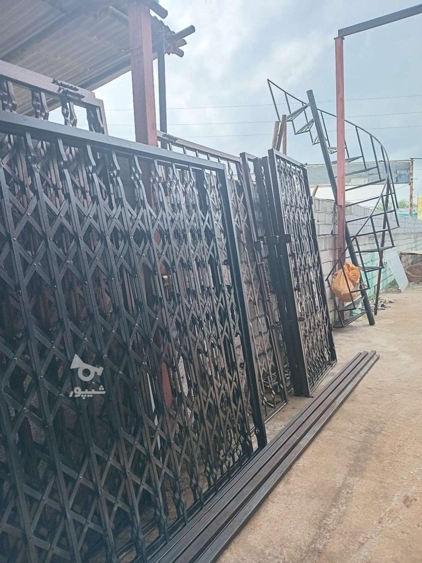 تولیدی وپخش درب آکاردئونی وحفاظ وانواع پله گردون ومدرن