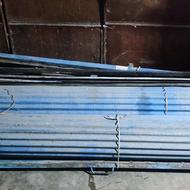 کرکره حلبی رنگ ابی ارتفاع 2/50 تا2/60 عرض 240دقیق