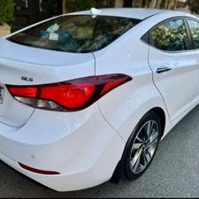 هیوندای النترا 2015 سفید