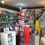 استخدام فروشنده خانم (مجرد) کتابفروشی