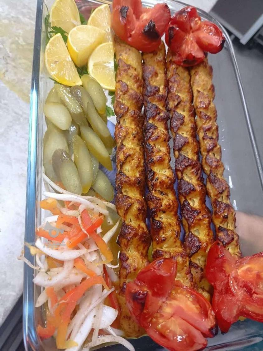 جویای کار آشپزی میباشم - undefined
