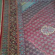 فرش 12 متری کاملا نو بدون ذره ای زدگی