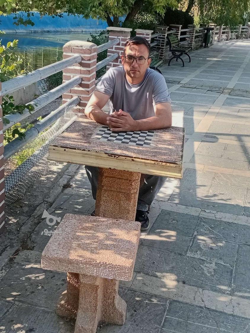 نگهبان پارکبان حرفه ای هستم - undefined