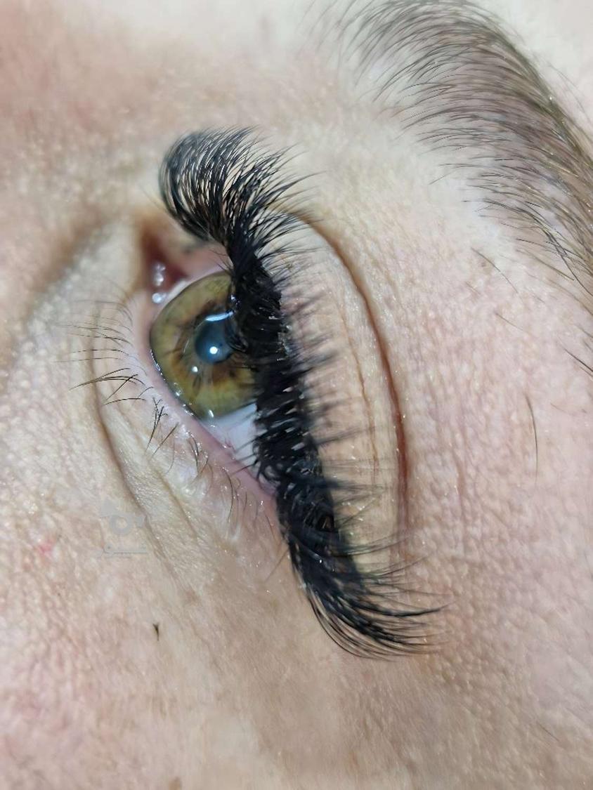 مرکز کاشت ناخن و مژه اقتصادی و حرفه ای