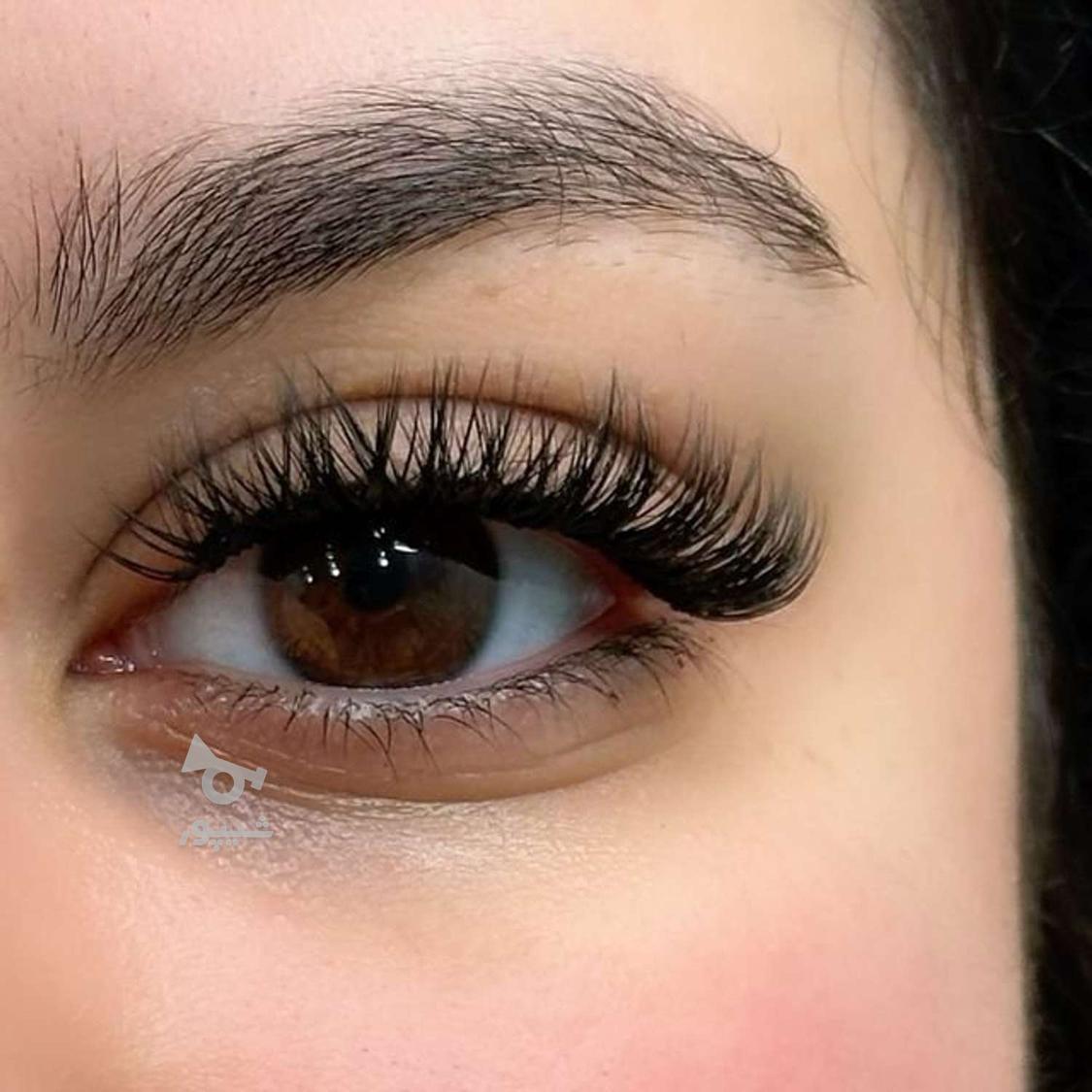 مرکز کاشت ناخن و مژه اقتصادی و حرفه ای