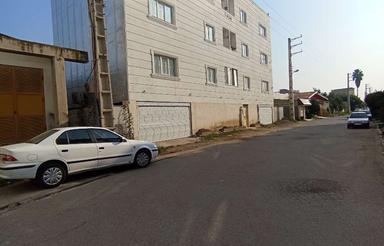 آپارتمان طبقه اول نوساز/فول امکانات/ مرکز شهر