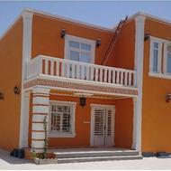 خانم برای نظافت منزل و ویلا