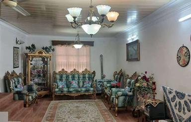 فروش ویلا 300 متری در میدان امام