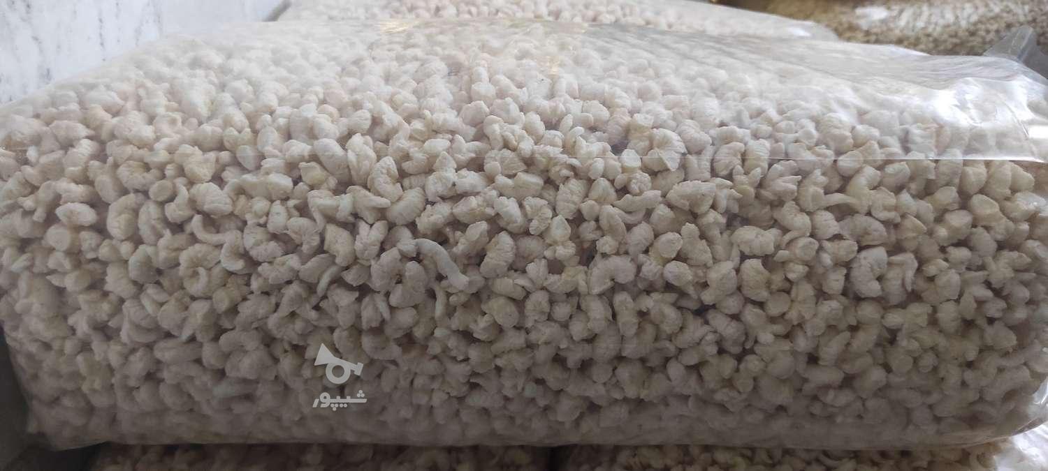 چیپس و تنقلات فله ای سنتی