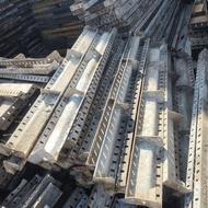 قالب و جک ساختمانی