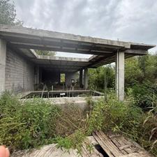 فروش ویلا 140 متری نیمه کاره با پروانه ساخت وسند تک برگ