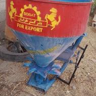 کودپاش پشت تراکتور