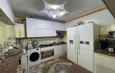 فروش ساختمان 3 طبقه تک واحدی در عدالت