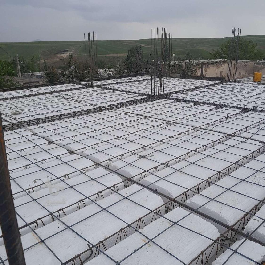 بنا هستم . - محمد