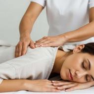 ماساژ حرفه ای در منزل شما عزیزان.