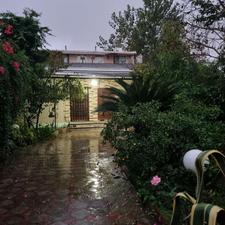 فروش ویلایی 300 متر زمین 240 متر بنا در خیابان امام خمینی