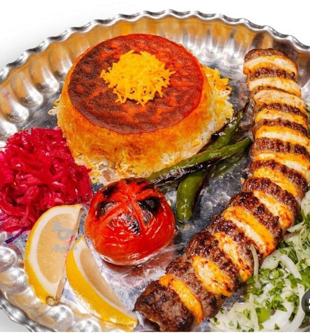 غذا آماده آشپز لند قبول تمام سفارشات مراسم ها