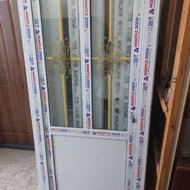 فروش درب سرویس حمام و پنجره Upvc دوجداره