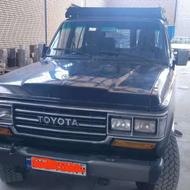 تویوتا لندکروز FJ60مدل 82 میلادی