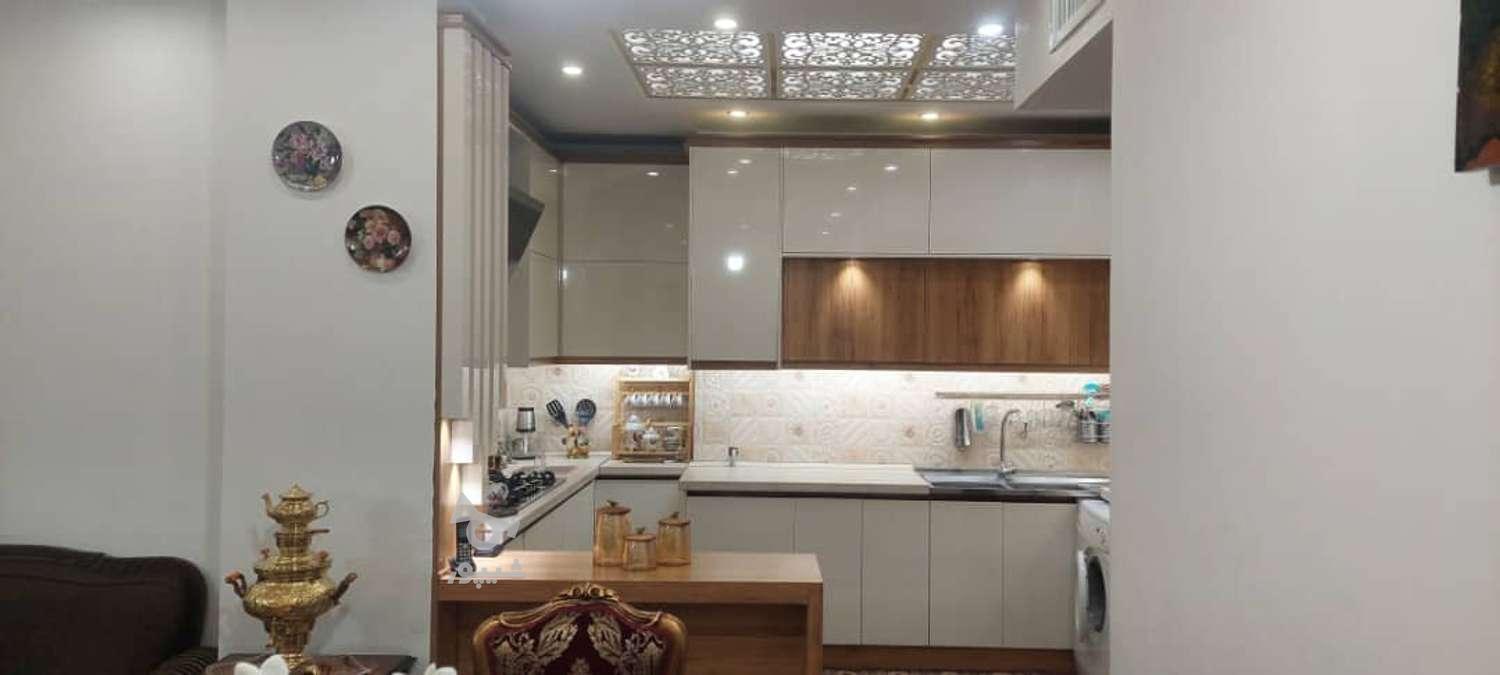 کابینت حسین زاده