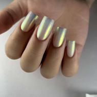 خدمات کاشت ناخن با بهترین متریال