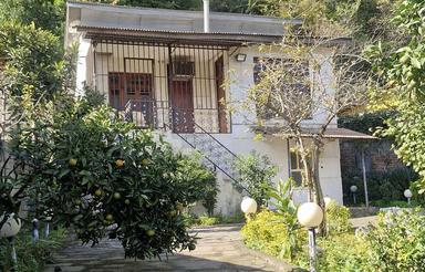 خونه باغ فوق العاده شیک پلاک یک جنگل با سند تک برگ345متر