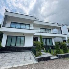 فروش ویلا 430 متر در چلک /شهرک با ویو جنگل 