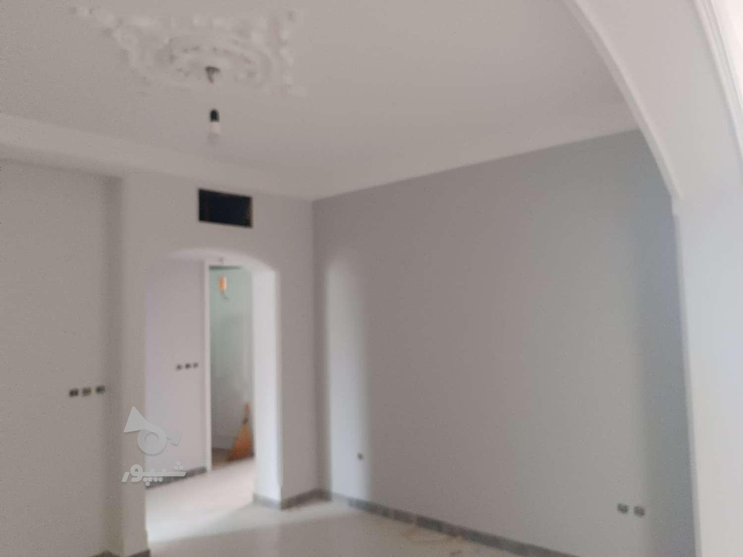 نقاش ساختمان رنگ کابینت پولیستر پلی اورتان