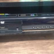 یک دستگاه سینما خانگی ال جی