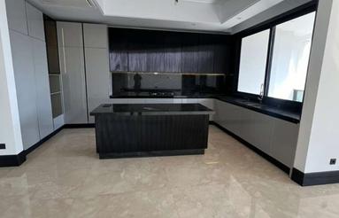 205متر آجودانیه/تک واحدی/طبقات بالا/ویو بدون مشرف