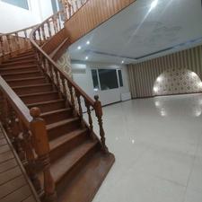 ویلا اندیشه فاز 3 362 متر بنا دوبلکس و طبقه مجزا