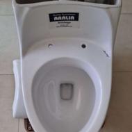توالت فرنگی مدل آرمیتاج سالم و در حد نو