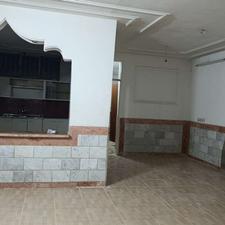 خانه ویلایی قابل سکونت بر خیابان بیست متری مرکز شهر